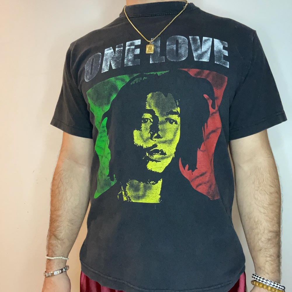 Bob Marley shirt